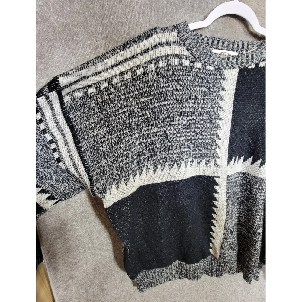 Vintage Marquis Sweater Mens Size 2X Black White Acrylic Drop Shoulder Crew Neck
